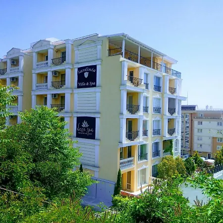 Private Apartament Sea View شقة